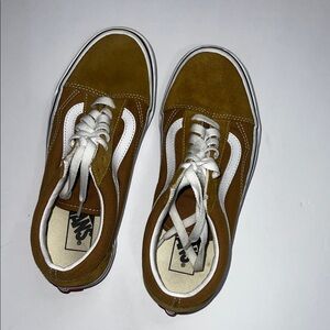 Vans Men's 6.5 Brown and White Sneakers